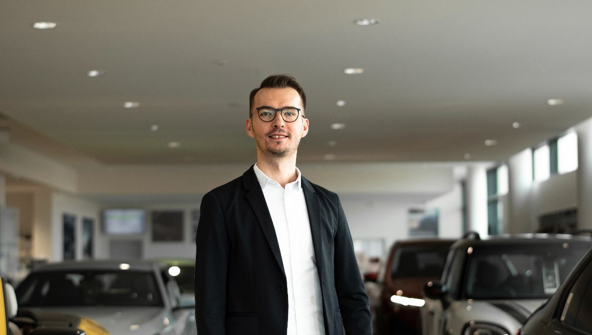 Witold Kauc Kierownik Działu Samochodów Używanych