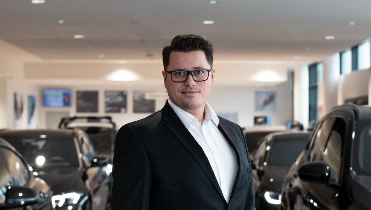 Sebastian Stawiński Kierownik Działu Części i Akcesoriów