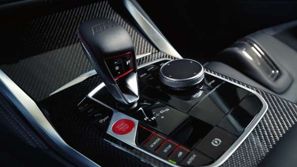  Dźwignia zmiany biegów M. 